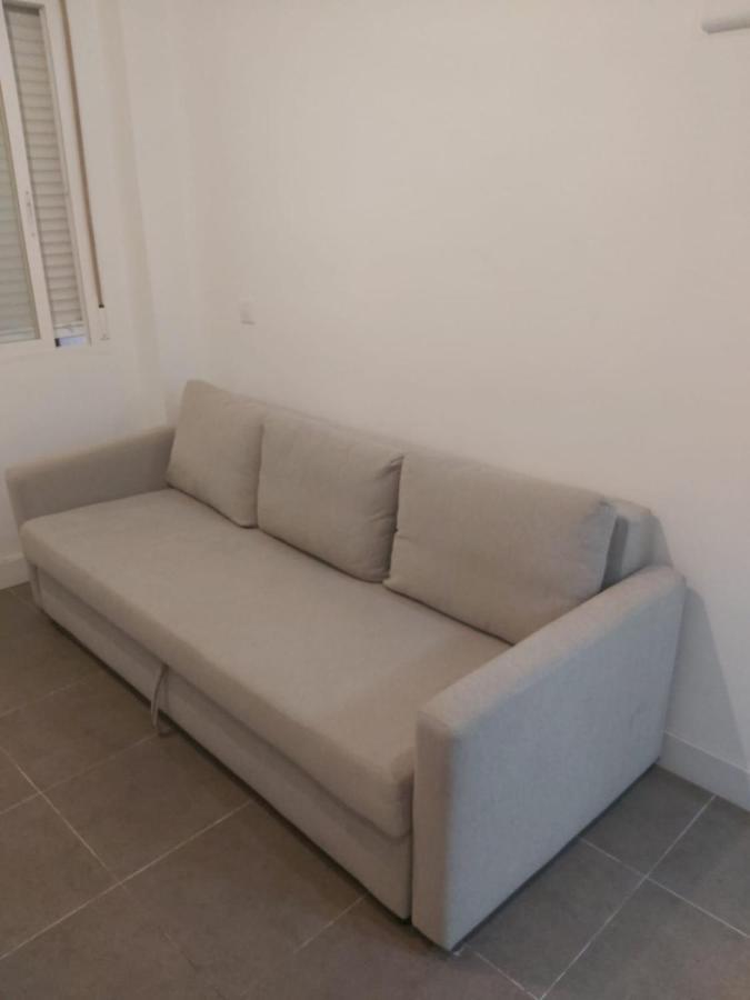 Cozy Studio Reina Sofia Amparo Apartment Madrid Exterior foto